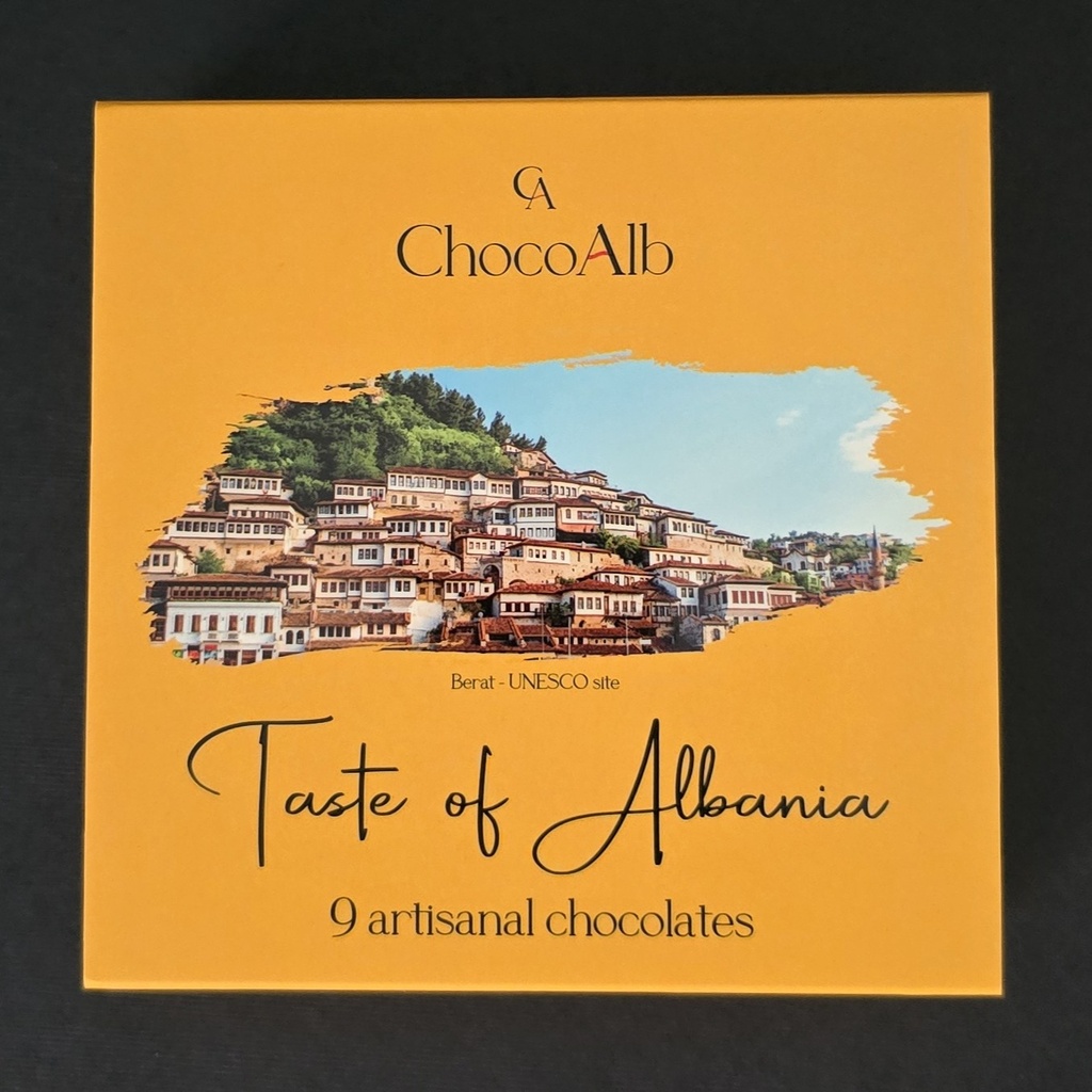 Classic box "Berat"